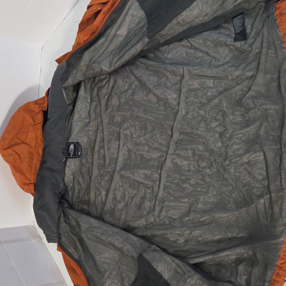 The North Face Mesh Detail Hyvent Rain Jacket - Picture 8 of 17